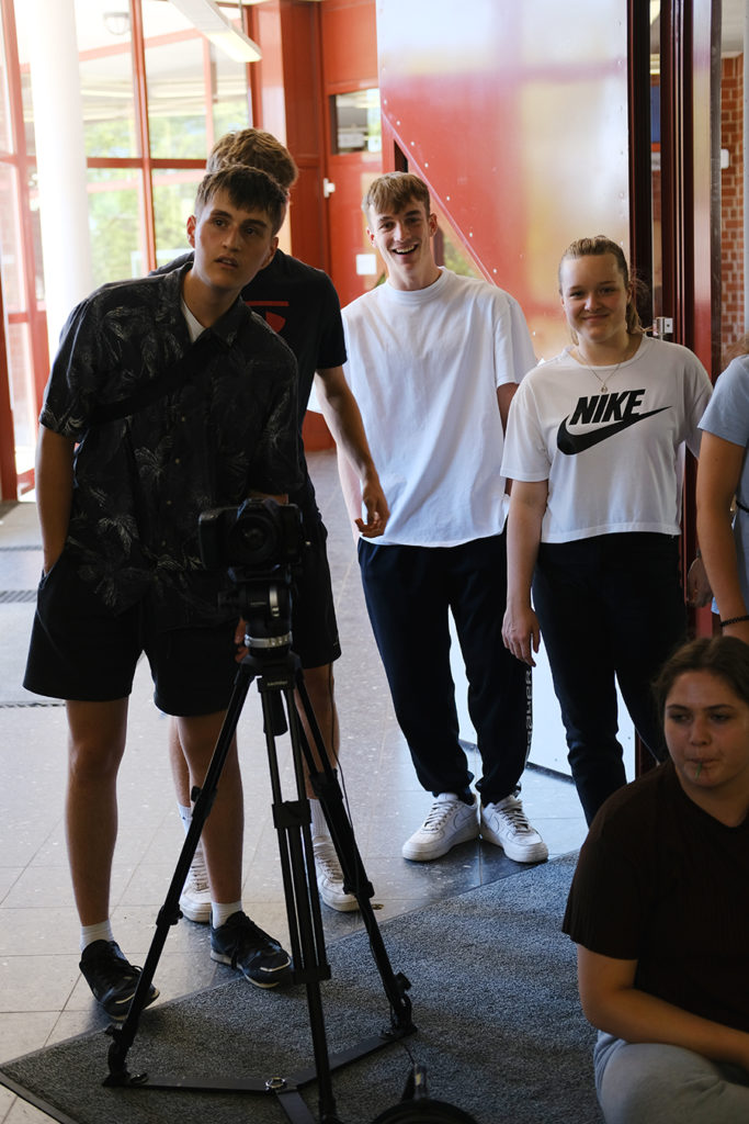 Heldenreise 2022 - 01 - Kameramann Kjell und Crew