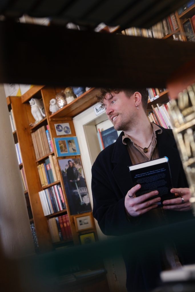 22 Unified film Studios - Making Of - Das Grosse Mysterium