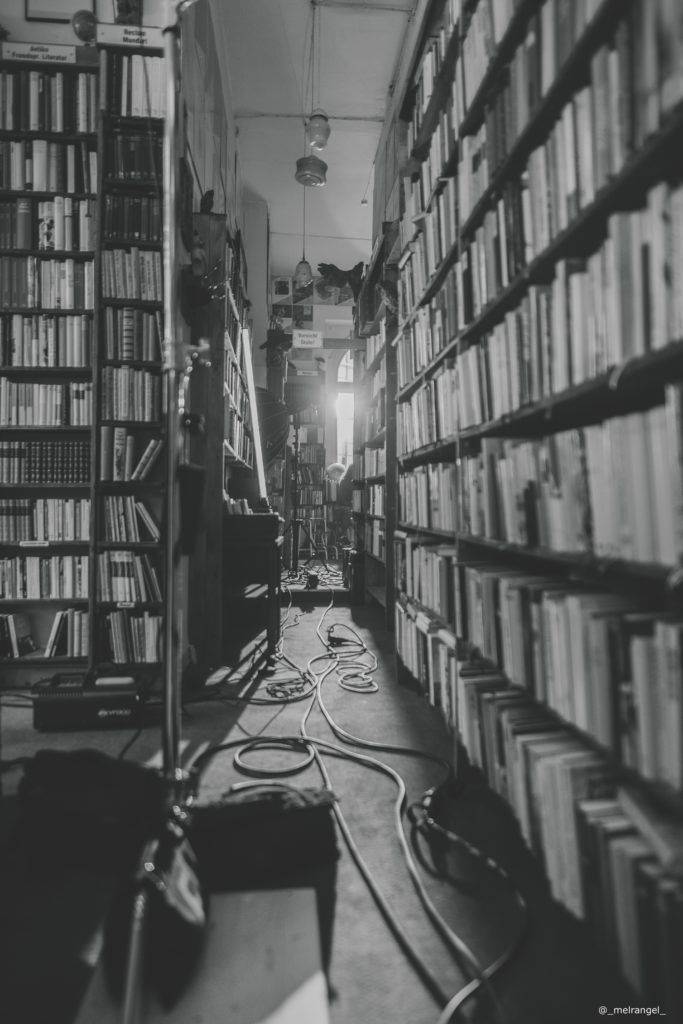 65 Unified film Studios - Making Of - Mel Ranger - Das Grosse Mysterium