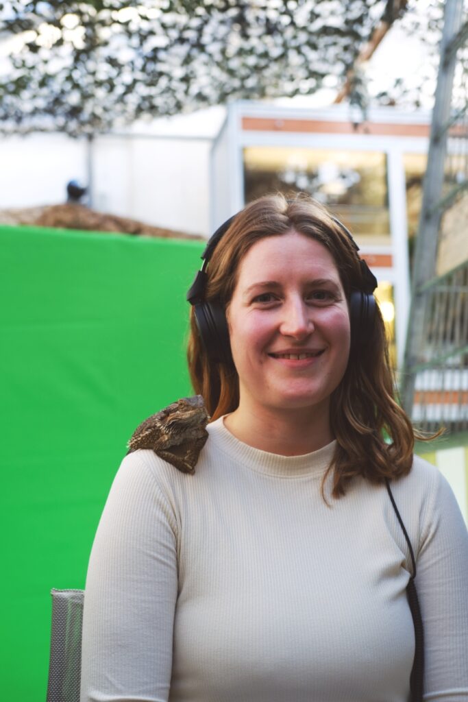 31 frequenzen - unified film studios - backstage by jill chamier