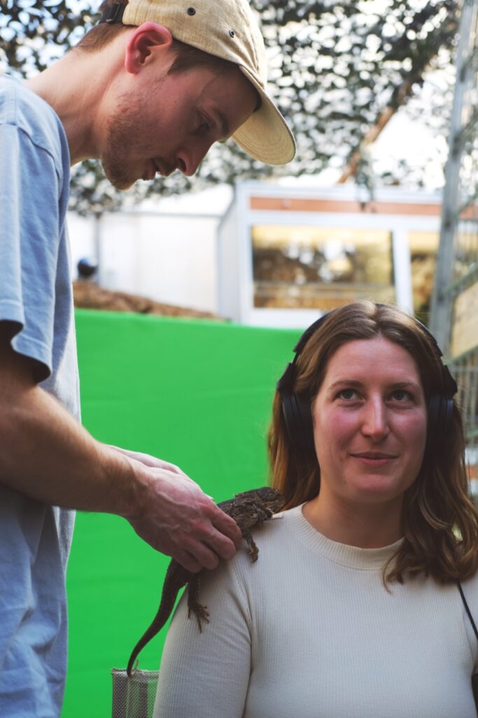 32 frequenzen - unified film studios - backstage by jill chamier